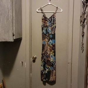 casual mid-length with floral jungle print
